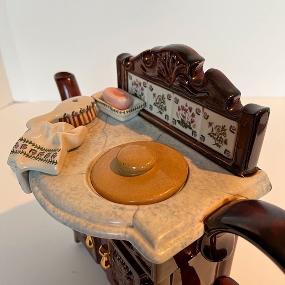 Vintage, Rare Portmeirion Washstand Vanity Teapot. Made in England - Picture 12 of 13